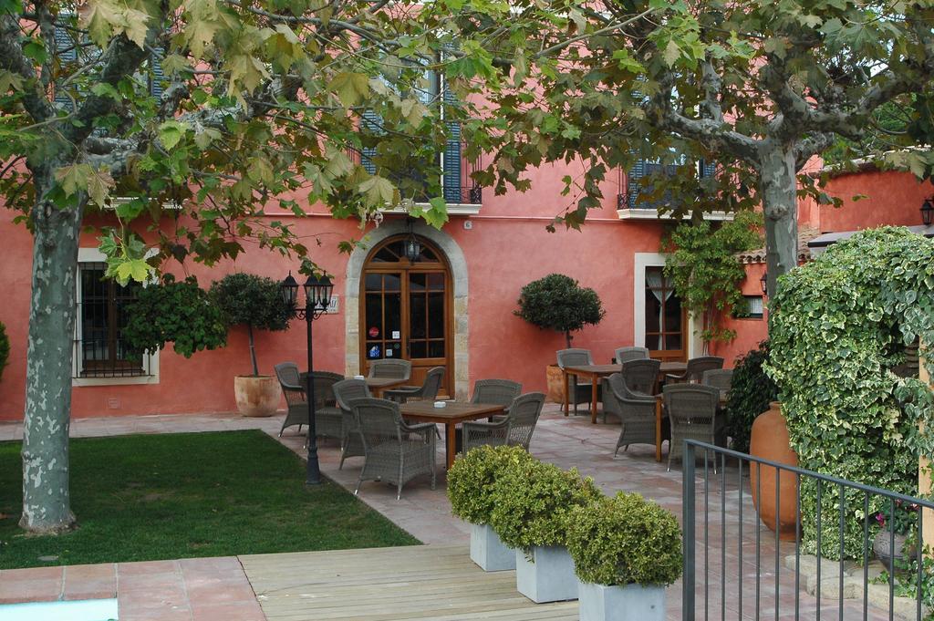 Mas De Baix Hotel Cabrils Exterior photo